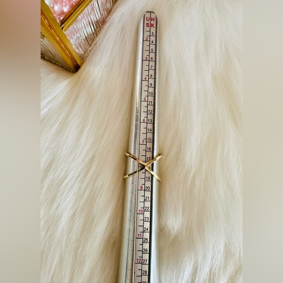 X Ring. 💛 Real 18(18k) Karat Solid Gold Jewelry - Picture 8 of 9